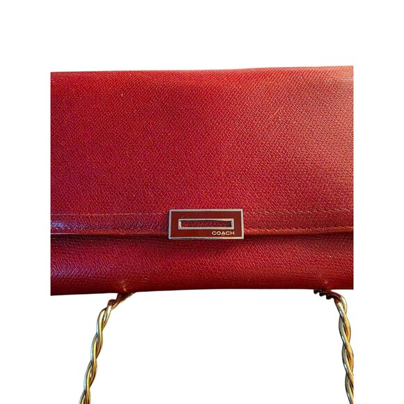 Vintage COACH Hamptons? Red Full-Sz Wallet Tri-Fold Clutch Textured Leather HTF - Picture 2 of 13